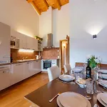 Clarezia Apartment