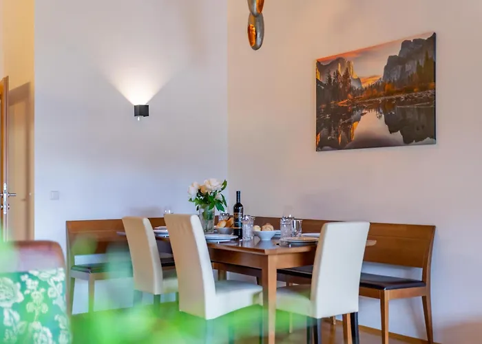 Apartament Clarezia *